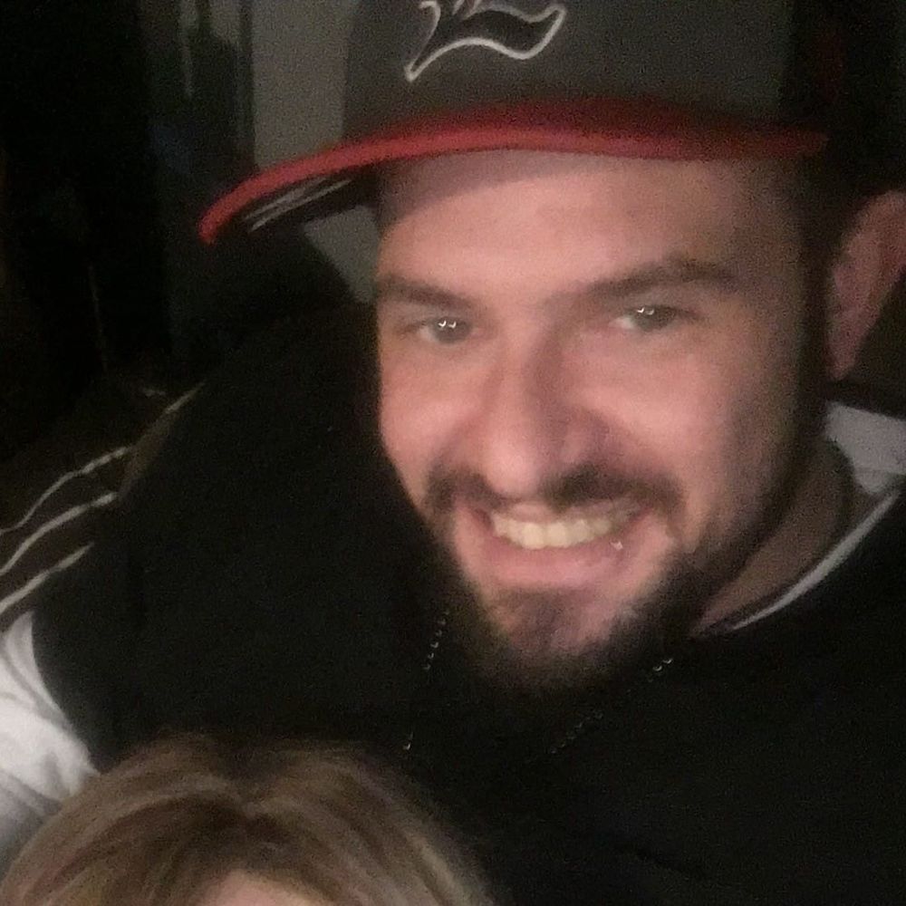 Meet your Posher, Adam